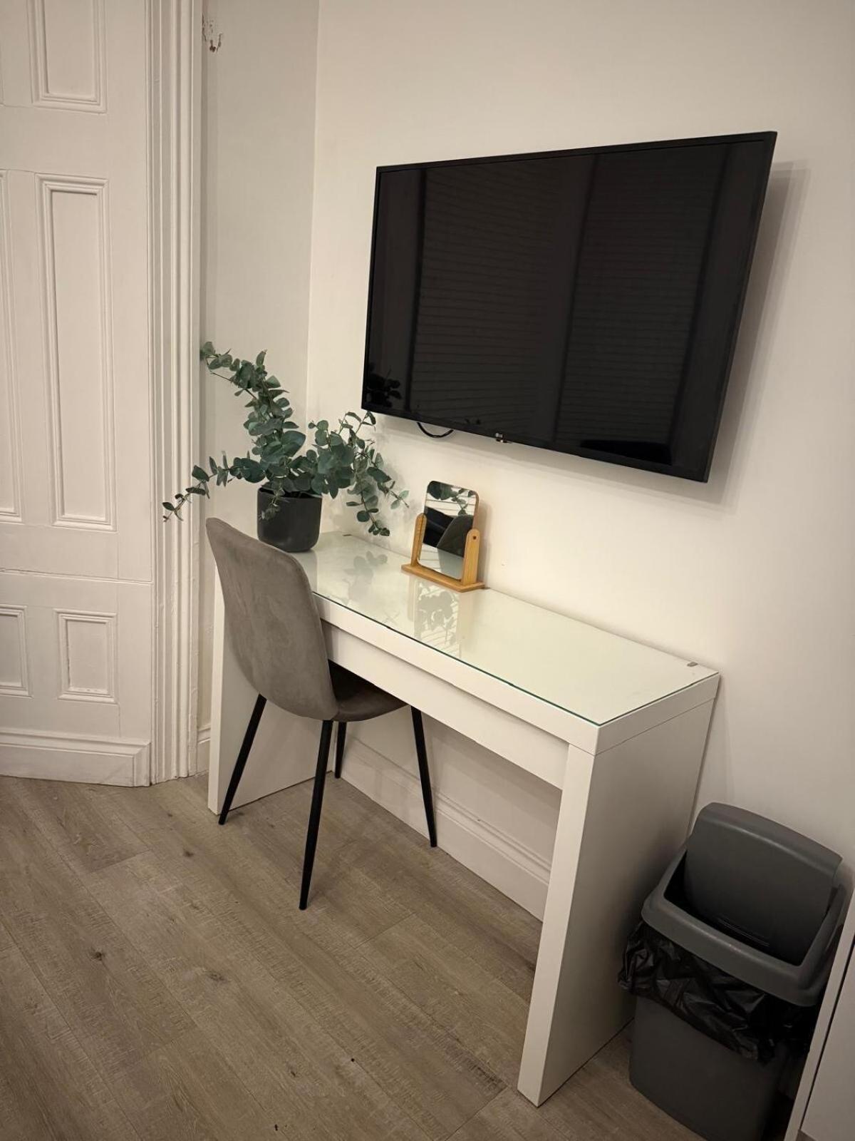 Seaside Studio Apartment Weston-super-Mare Kültér fotó